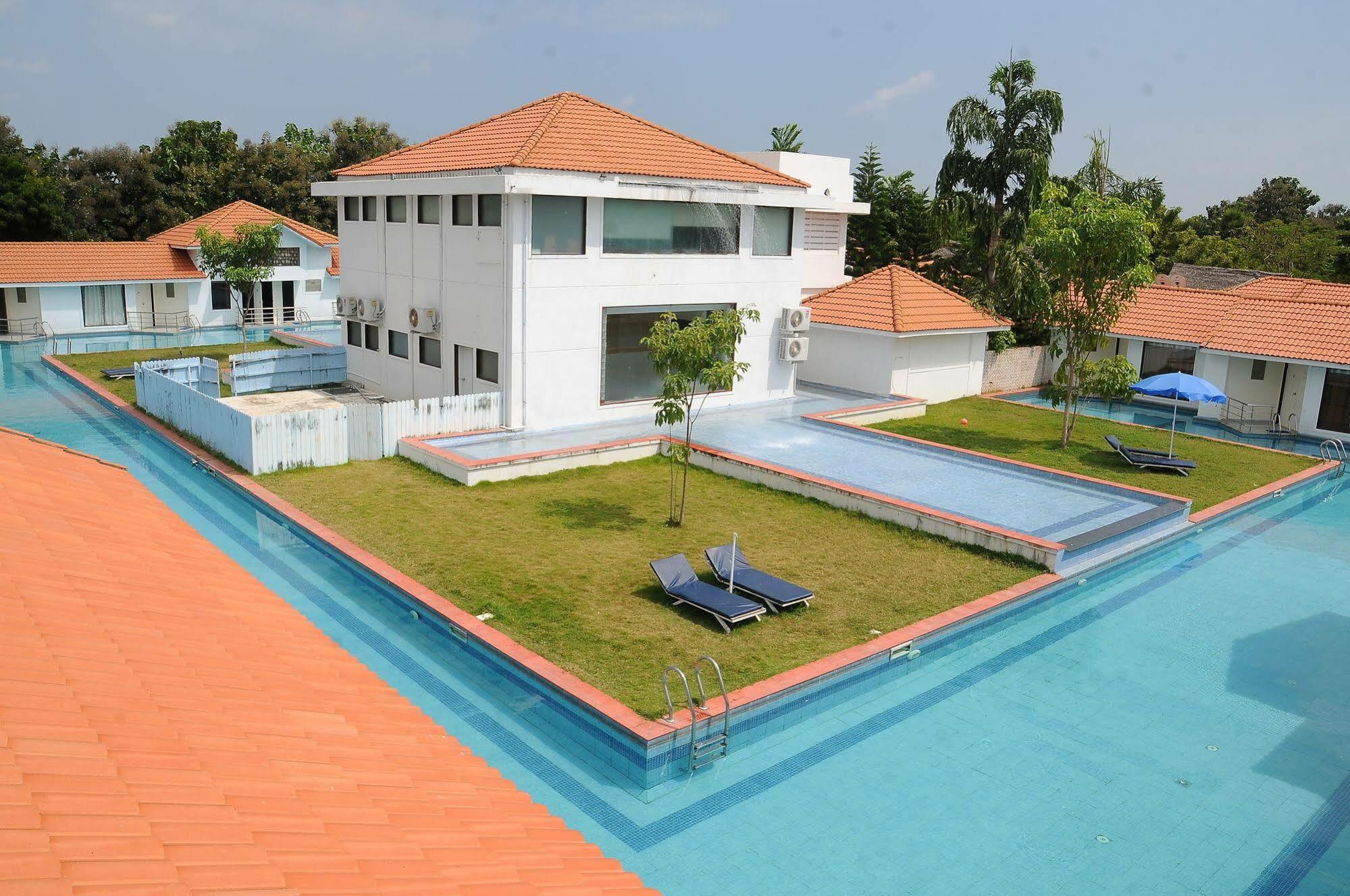 Village Retreat Kalpakkam Bagian luar foto